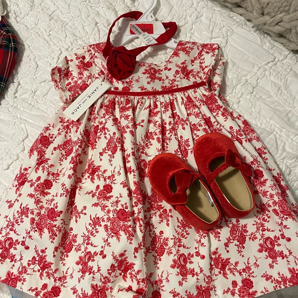 Christmas clothing bundle 18-24months
